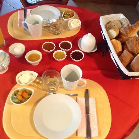 D'hote Du Houssay A 72320