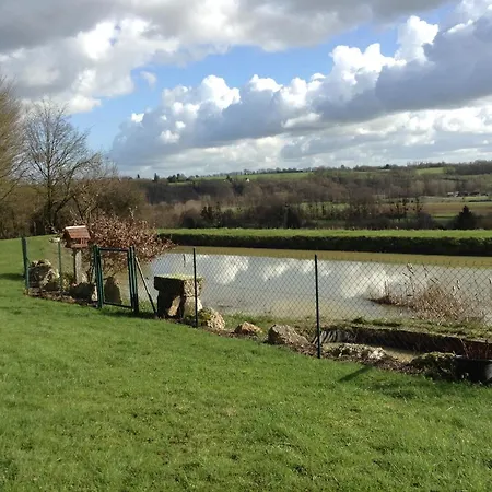 D'hote Du Houssay A 72320 Bed & Breakfast Varennes (Yonne)