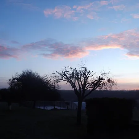 Bed & Breakfast D'hote Du Houssay A 72320 3*